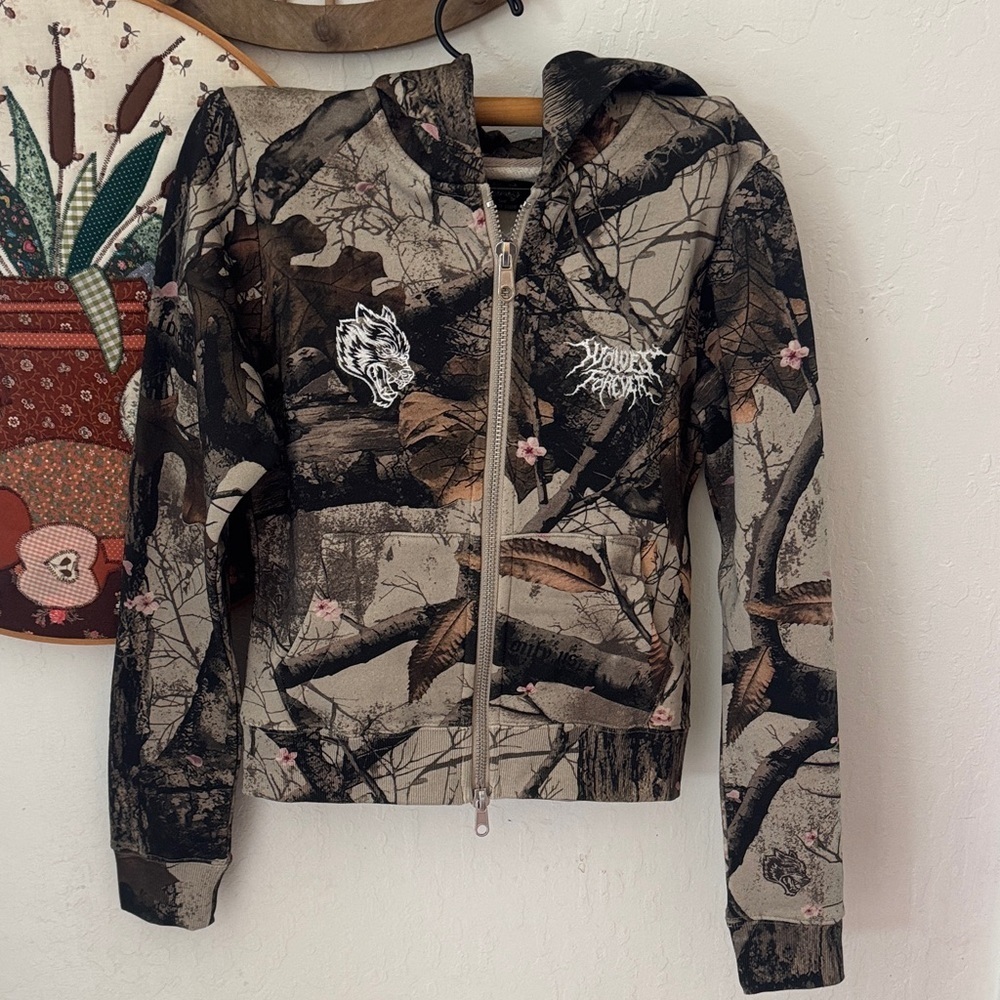 Darc Sport Moth Kanji Iris Cherry Blossom Woodland Camo Zip Up S NEW